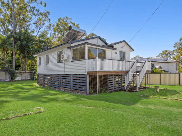 6 Addison Road, Camira, QLD 4300