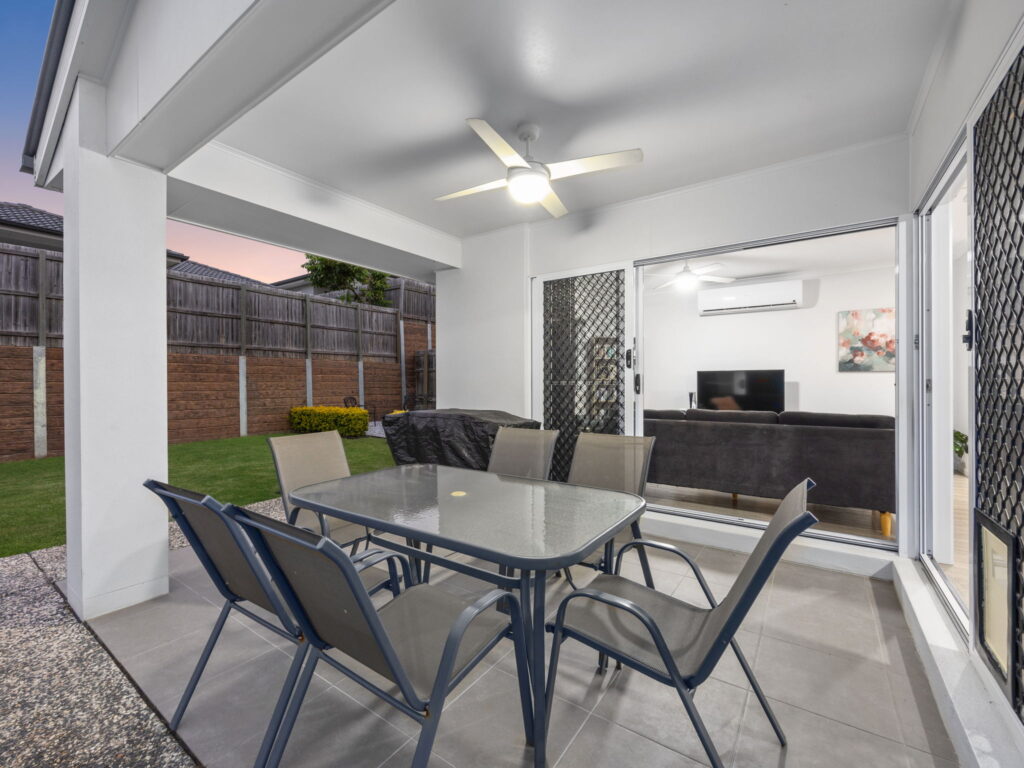 27 McMonagle Crescent, Bellbird Park, QLD 4300