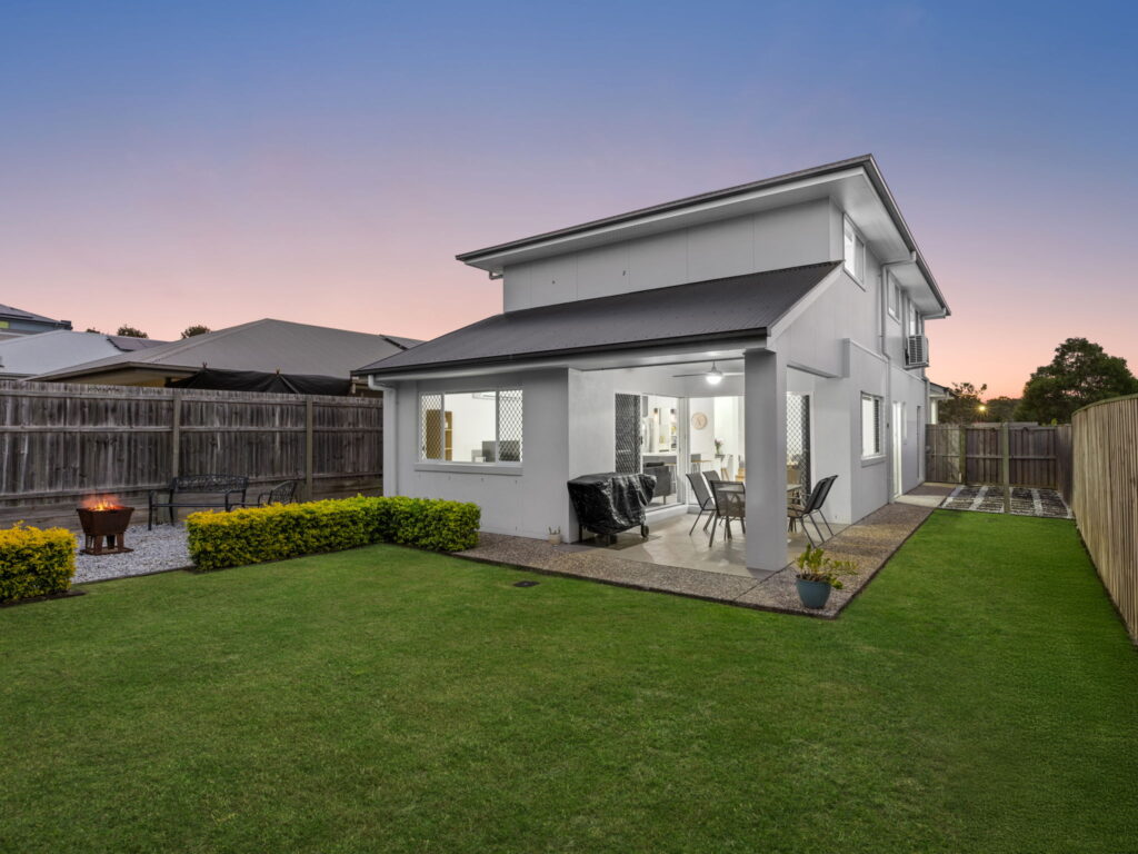 27 McMonagle Crescent, Bellbird Park, QLD 4300