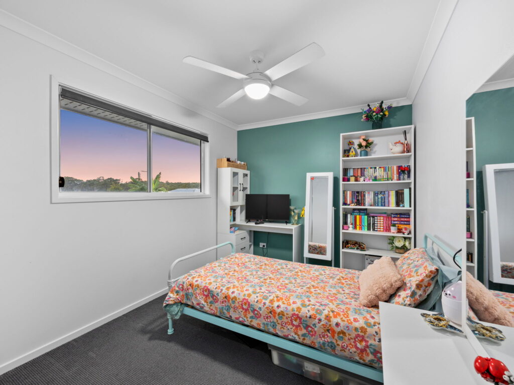 27 McMonagle Crescent, Bellbird Park, QLD 4300