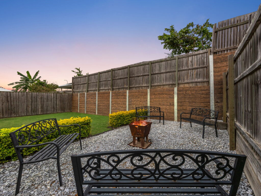 27 McMonagle Crescent, Bellbird Park, QLD 4300