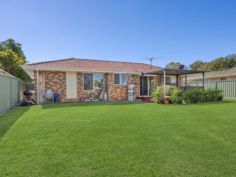 7 Colonial Court, Raceview, QLD 4305