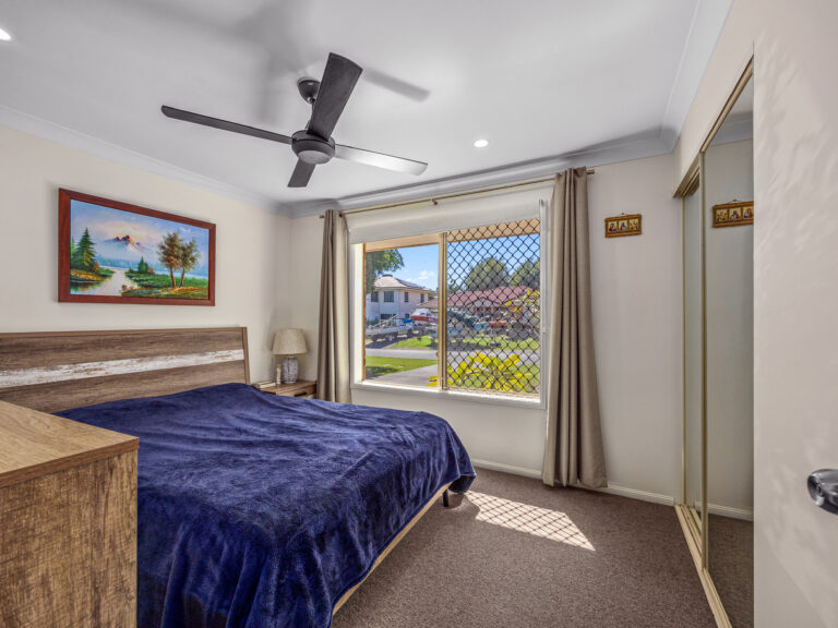 7 Colonial Court, Raceview, QLD 4305