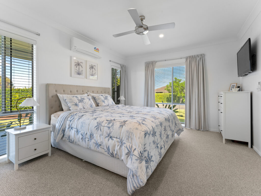 38 Jeff Collins Circuit, Bellbird Park, QLD 4300