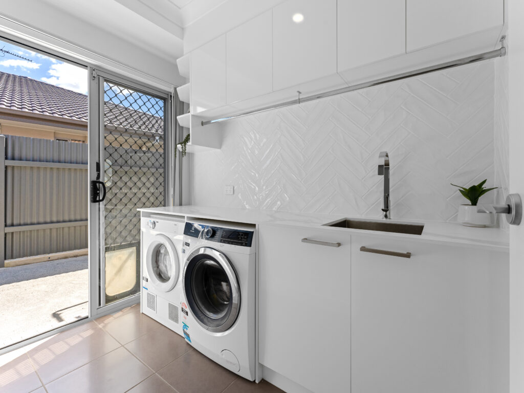 38 Jeff Collins Circuit, Bellbird Park, QLD 4300