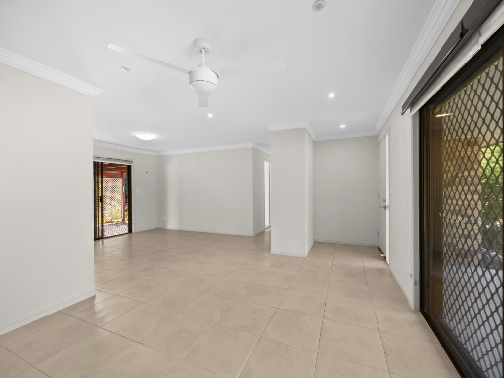 2 Marilyn Street, Karalee, QLD 4306