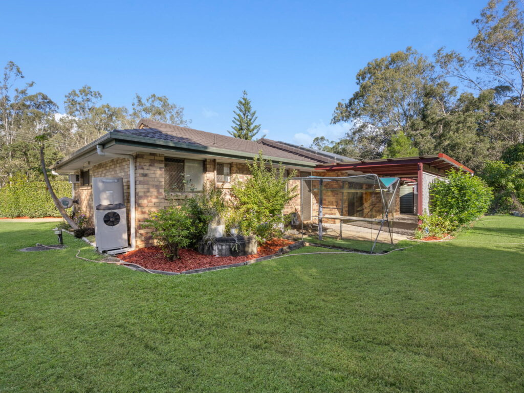 2 Marilyn Street, Karalee, QLD 4306