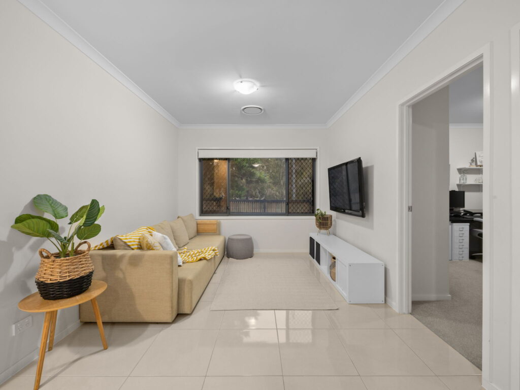 1 Renehan Place, Augustine Heights, QLD 4300