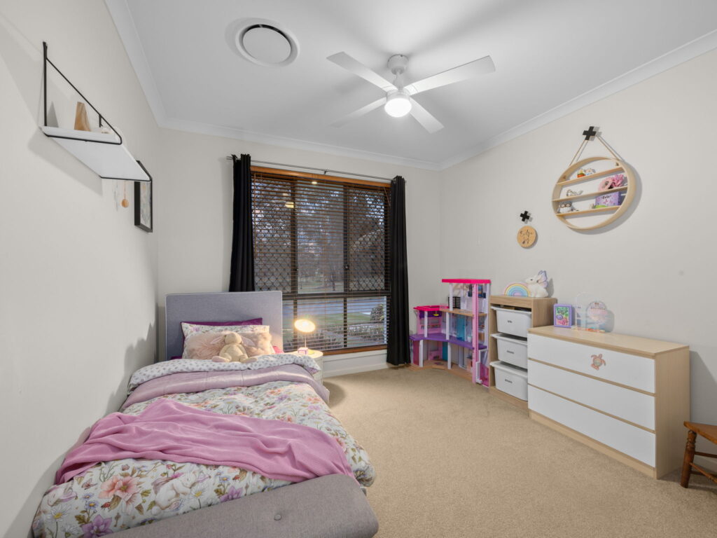1 Renehan Place, Augustine Heights, QLD 4300
