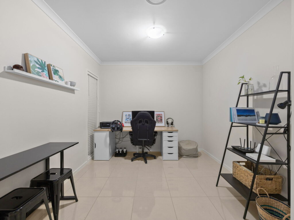 1 Renehan Place, Augustine Heights, QLD 4300