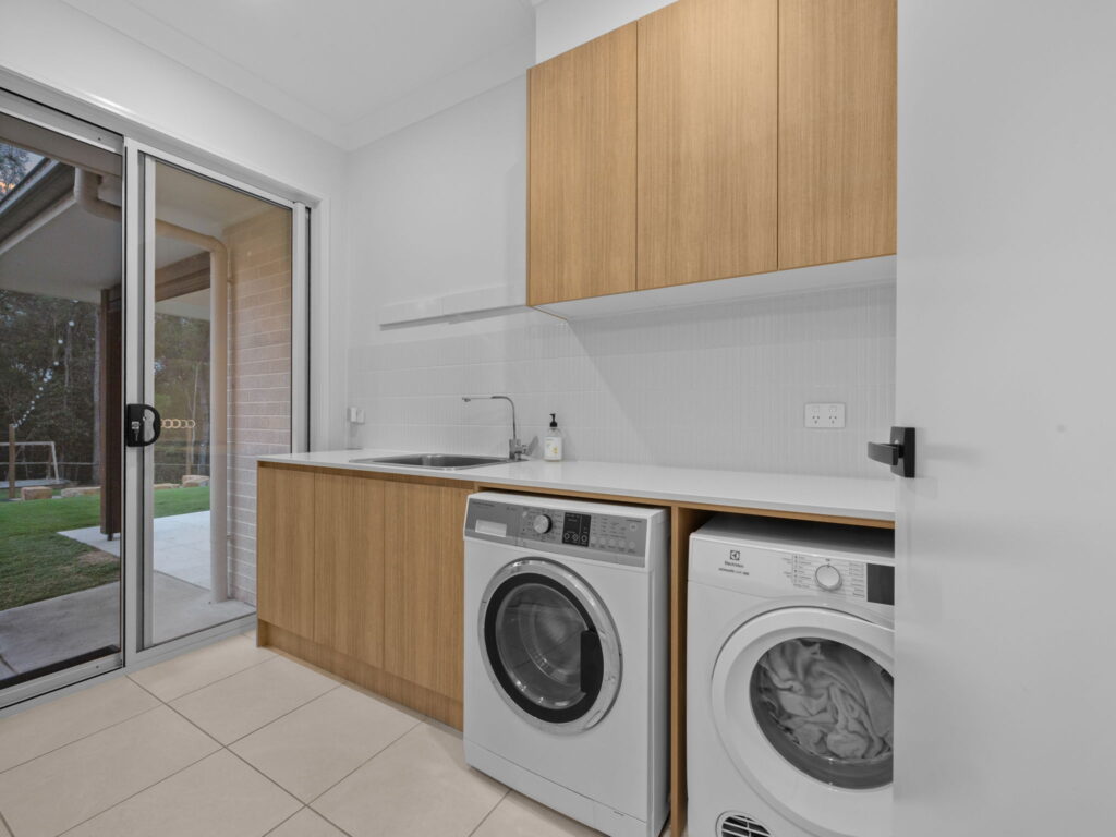 9 Hideaway Place, Karalee, QLD 4306