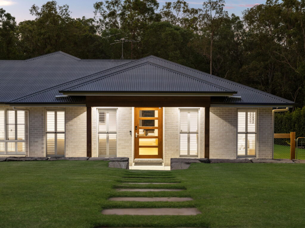 9 Hideaway Place, Karalee, QLD 4306