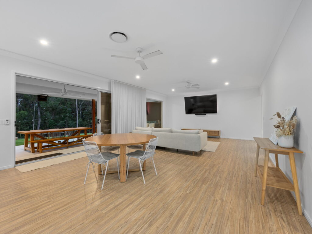 9 Hideaway Place, Karalee, QLD 4306