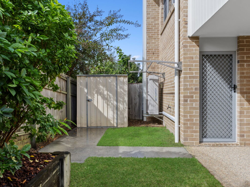8 Mccabe Street, Springfield Lakes, QLD 4300