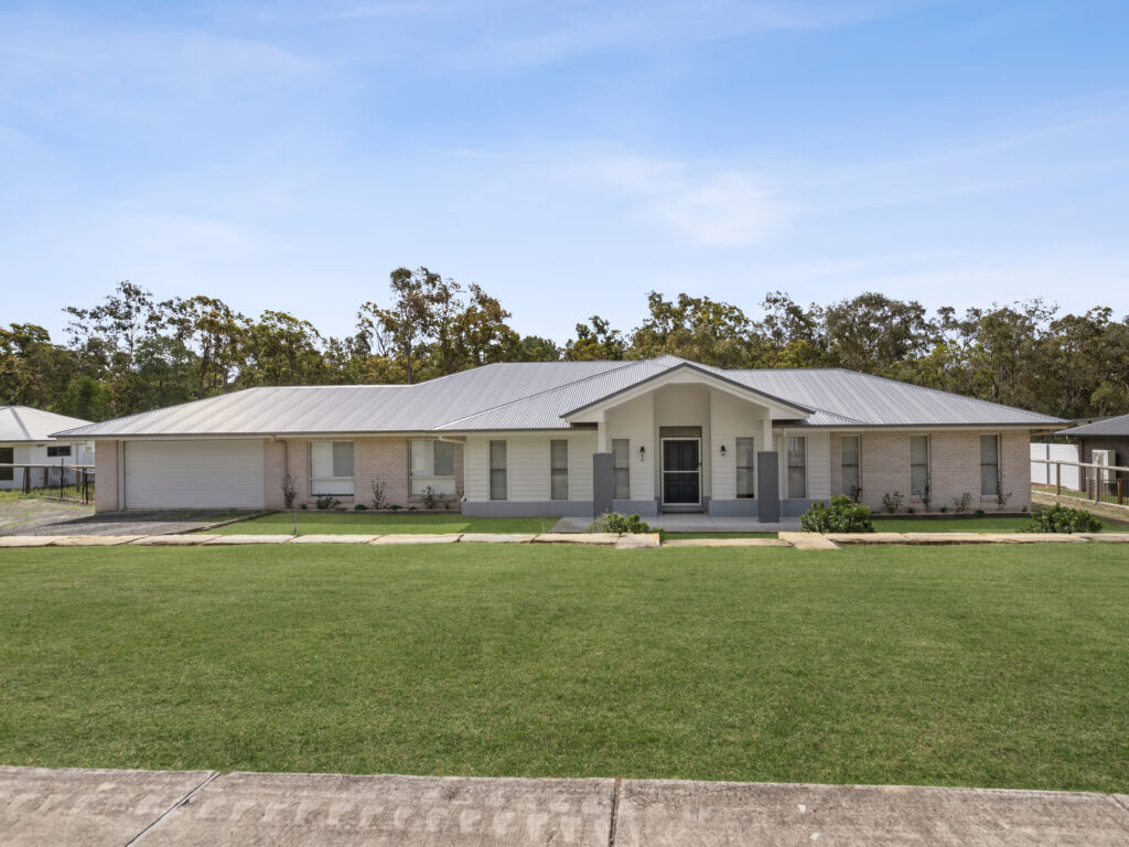 21 Hideaway Place, Karalee, QLD 4306