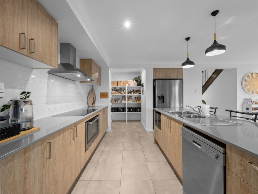 31 Quest Terrace, Coomera Waters, QLD 4209
