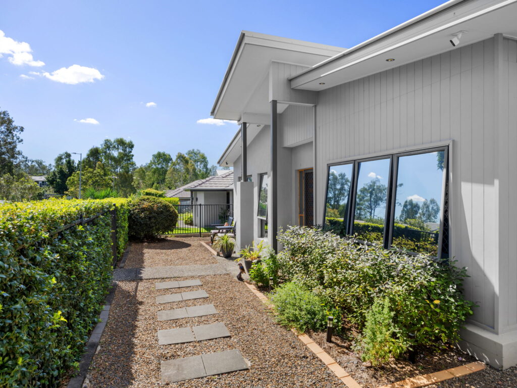 17 Brooking Rise, Ripley, QLD 4306