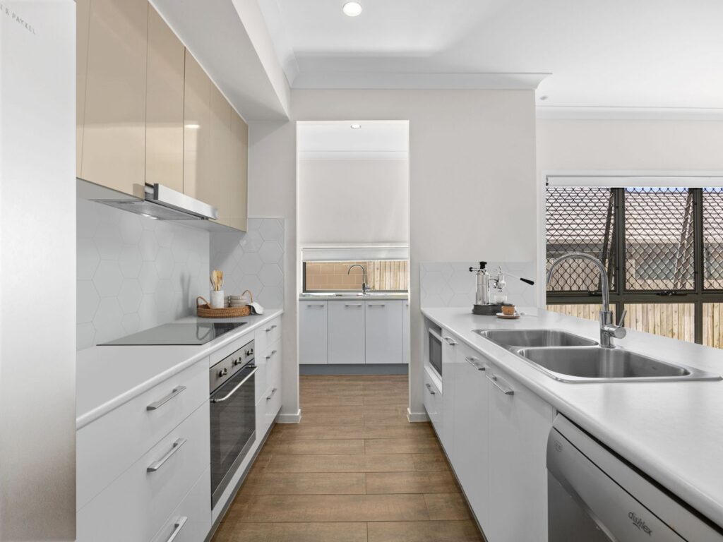 17 Brooking Rise, Ripley, QLD 4306