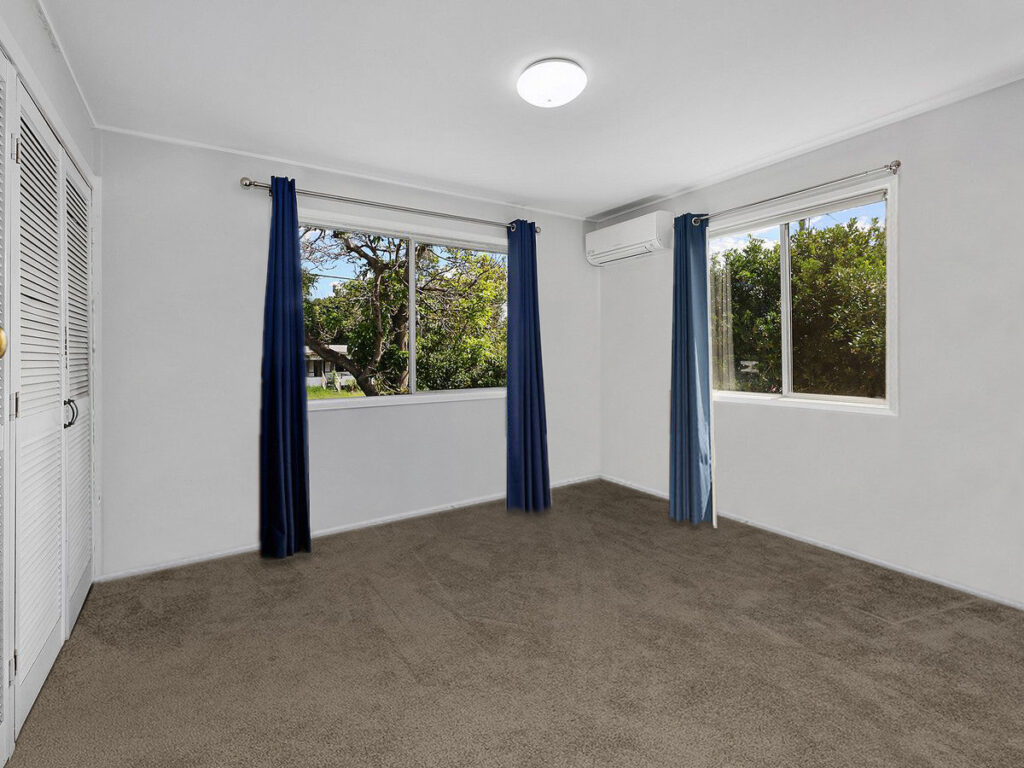 8 Thomas Street, Blackstone, QLD 4304