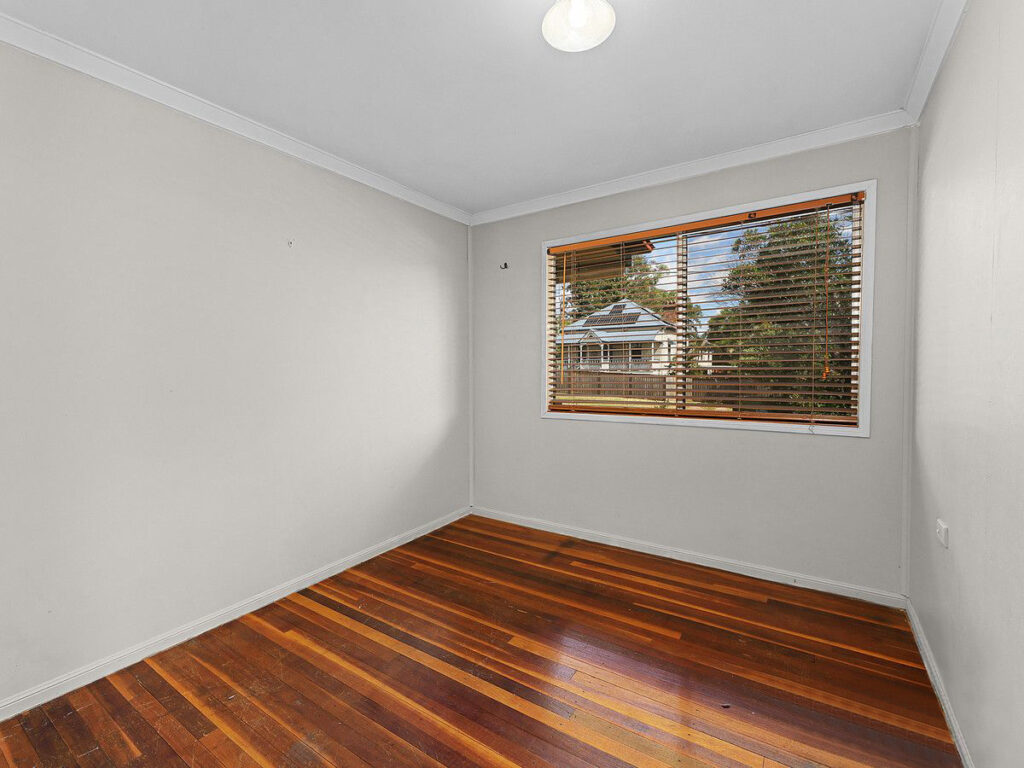 8 Thomas Street, Blackstone, QLD 4304