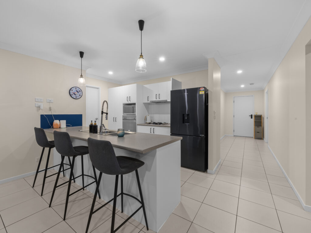 2 Dalewood Place, Fernvale, QLD 4306