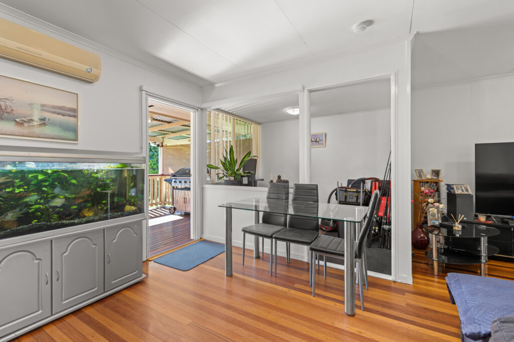 15 Peacock Street, One Mile, QLD 4305