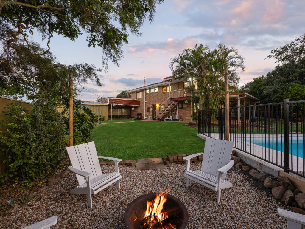14 Mary Street, Flinders View, QLD 4305