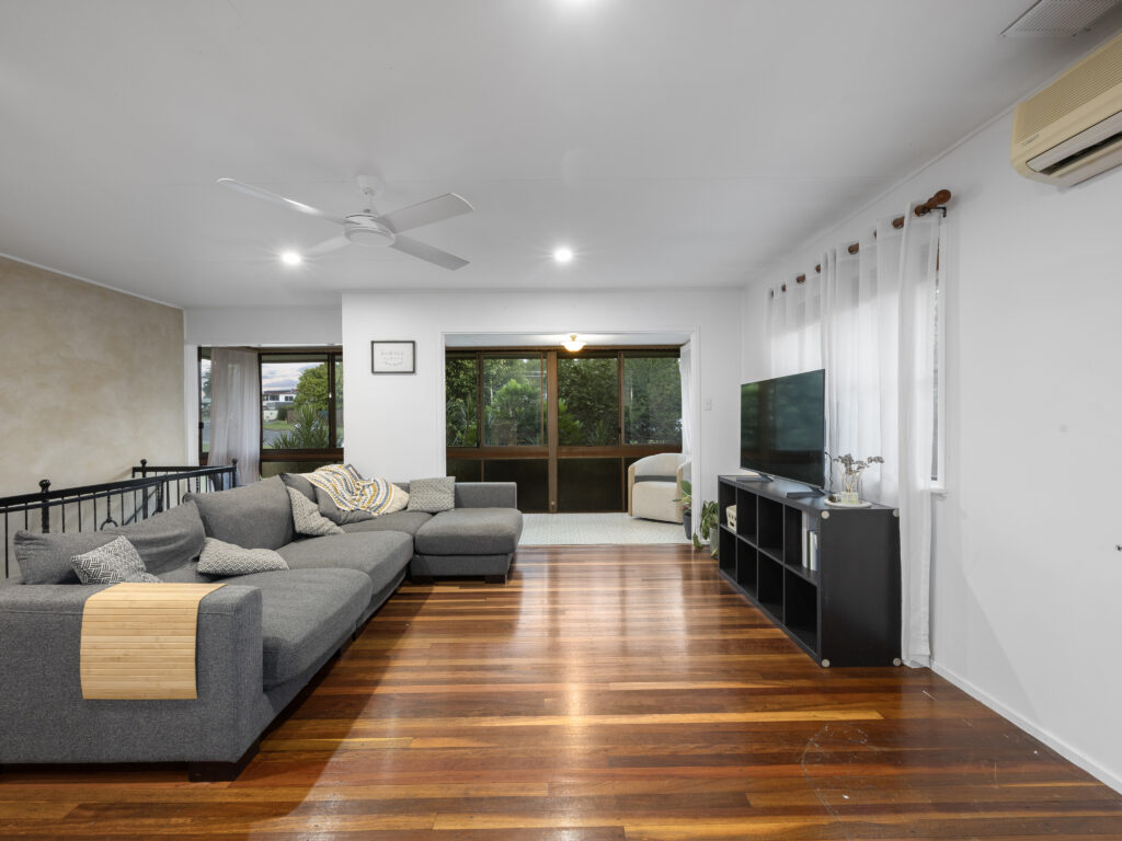 14 Mary Street, Flinders View, QLD 4305