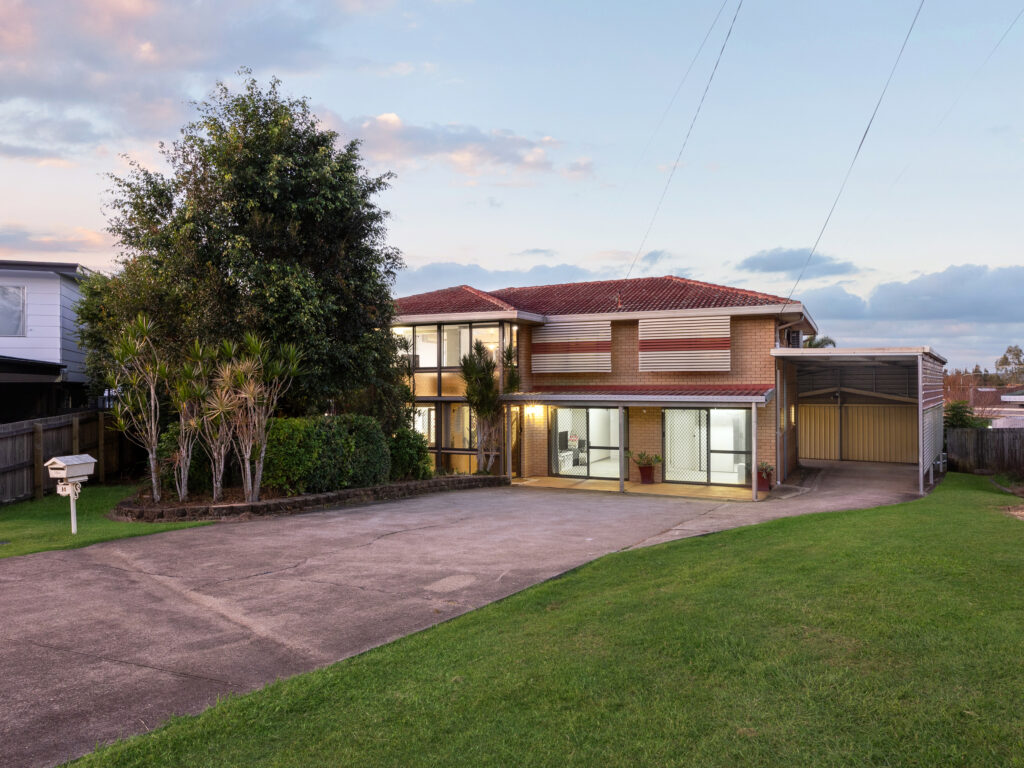14 Mary Street, Flinders View, QLD 4305