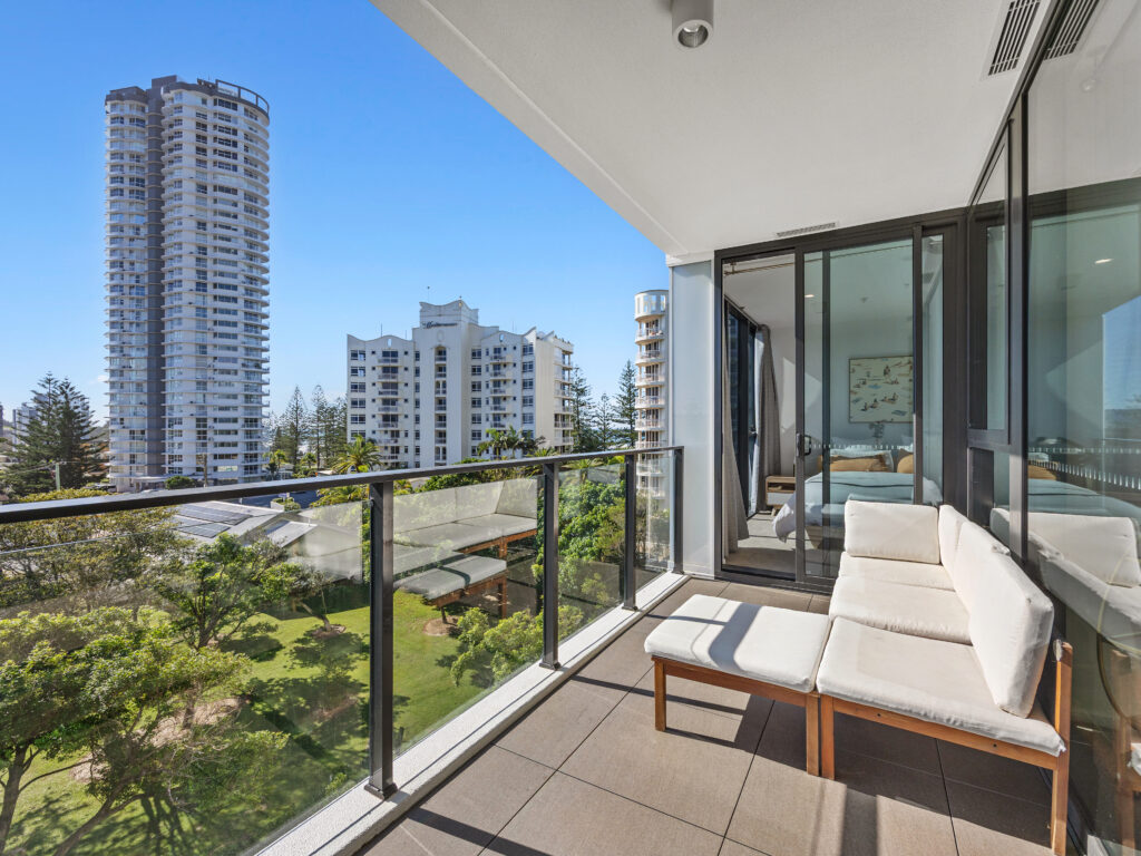 17/1969 Gold Coast Highway, Burleigh Heads, QLD 4220