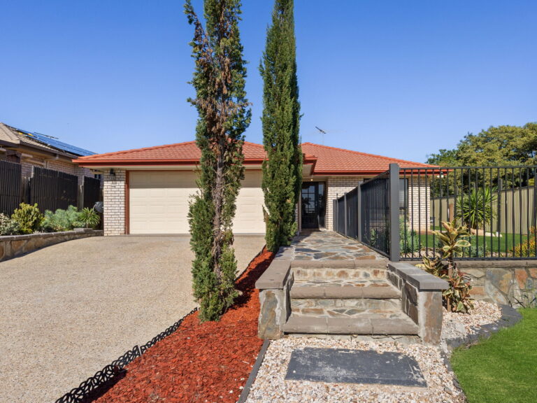 14 Robert Jorgensen Court, Redbank Plains, QLD 4301