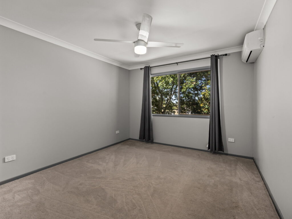 9 Cornish Street, Bundamba, QLD 4304