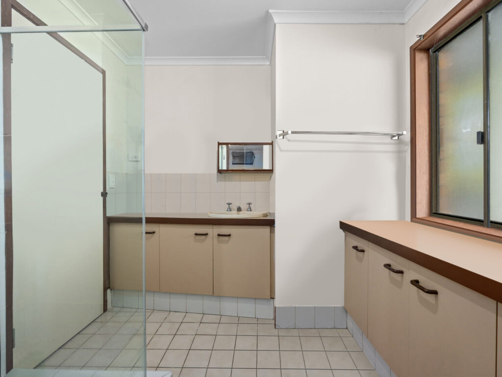 32 Barry Drive, Redbank Plains, QLD 4301