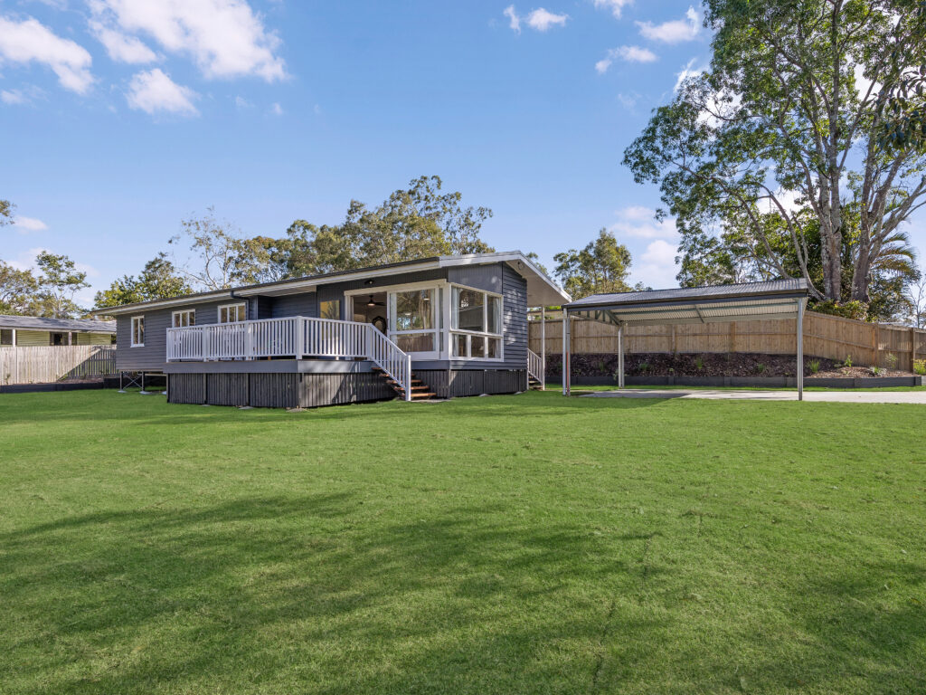 2/71 Oxley Drive, Barellan Point, QLD 4306