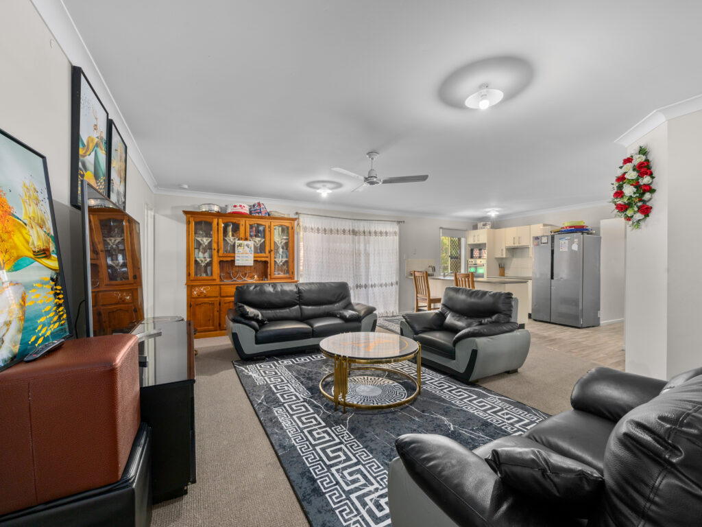 18 Davies Street, Goodna, QLD 4300
