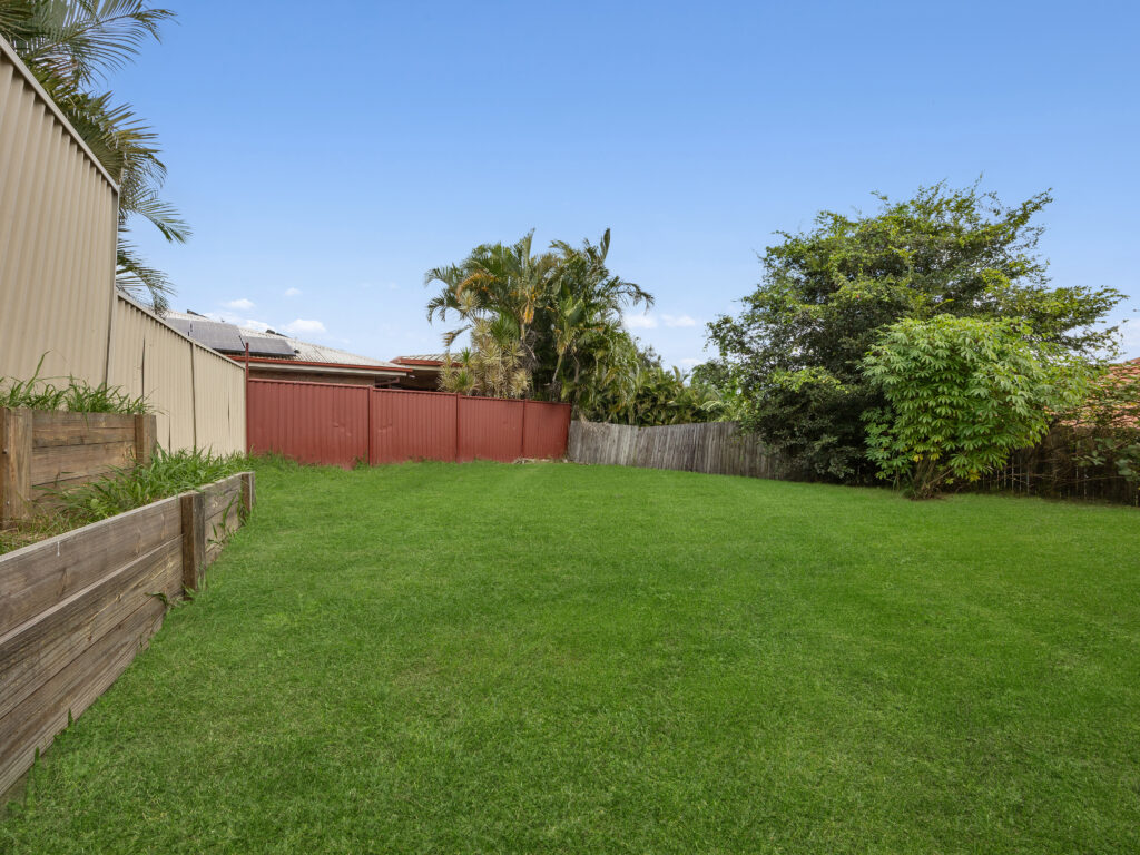 18 Davies Street, Goodna, QLD 4300