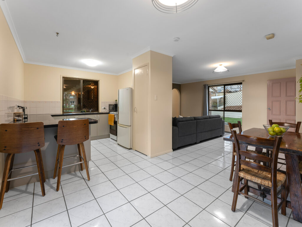 15 Buttler Street, Bellbird Park, QLD 4300