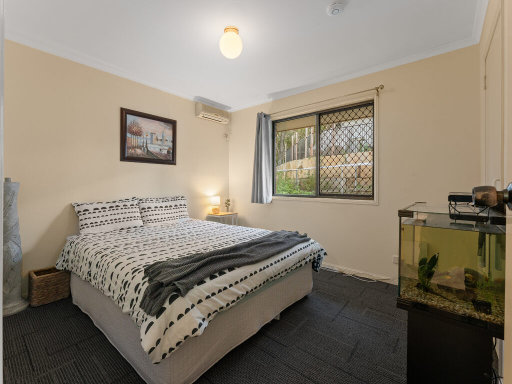 15 Buttler Street, Bellbird Park, QLD 4300