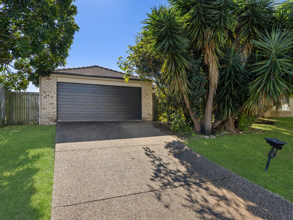 74 Westminster Crescent, Raceview, QLD 4305