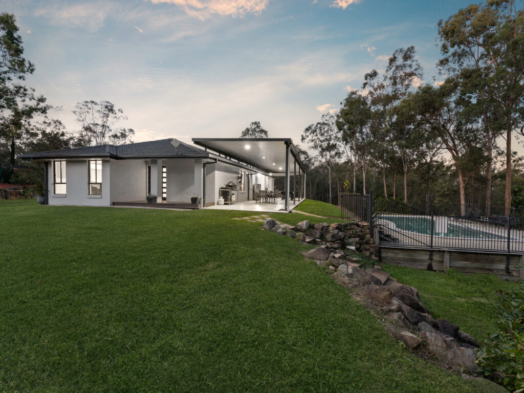 132 Blackwall Road, Chuwar, QLD 4306