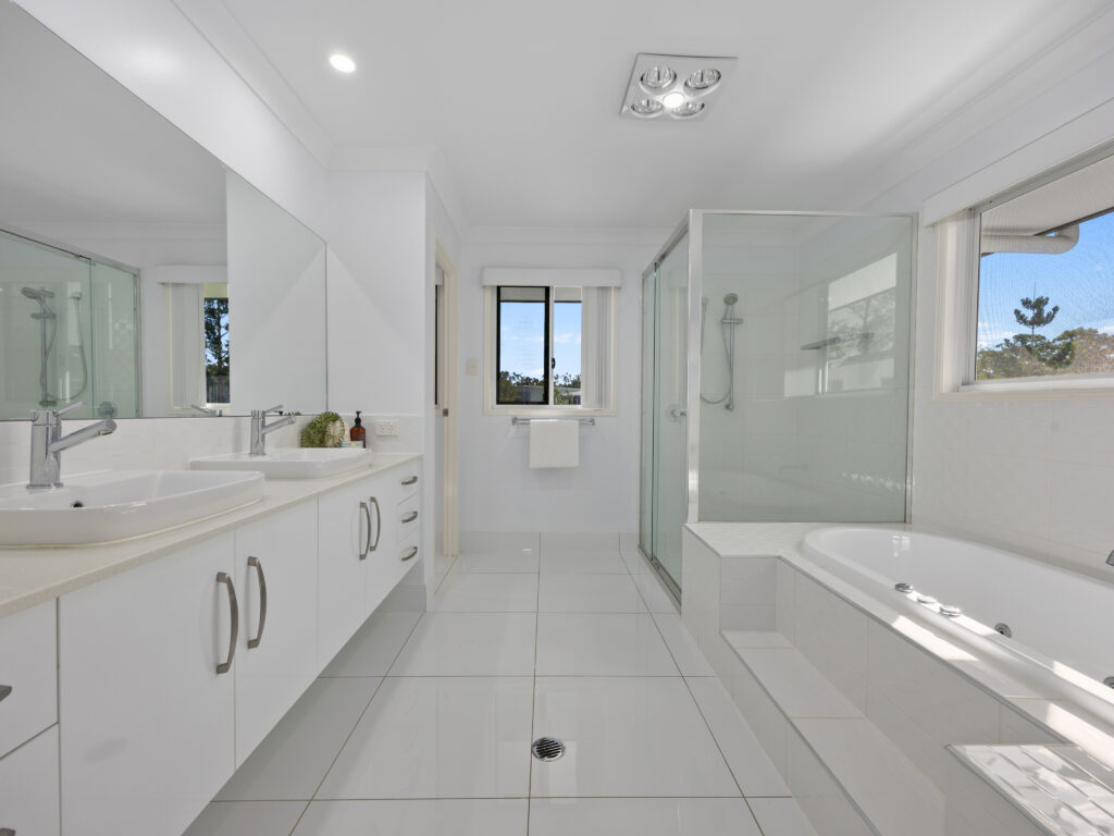 45 Ridgewood Drive, Brookwater, QLD 4300