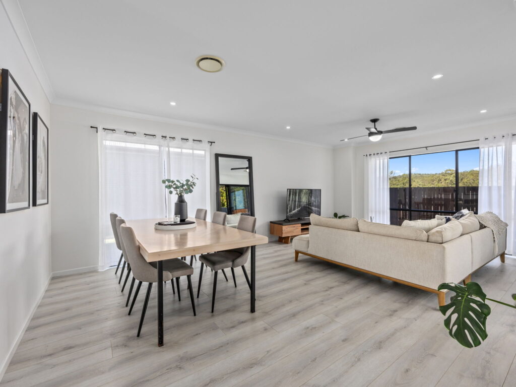 24 Islay Street, Spring Mountain, QLD 4300