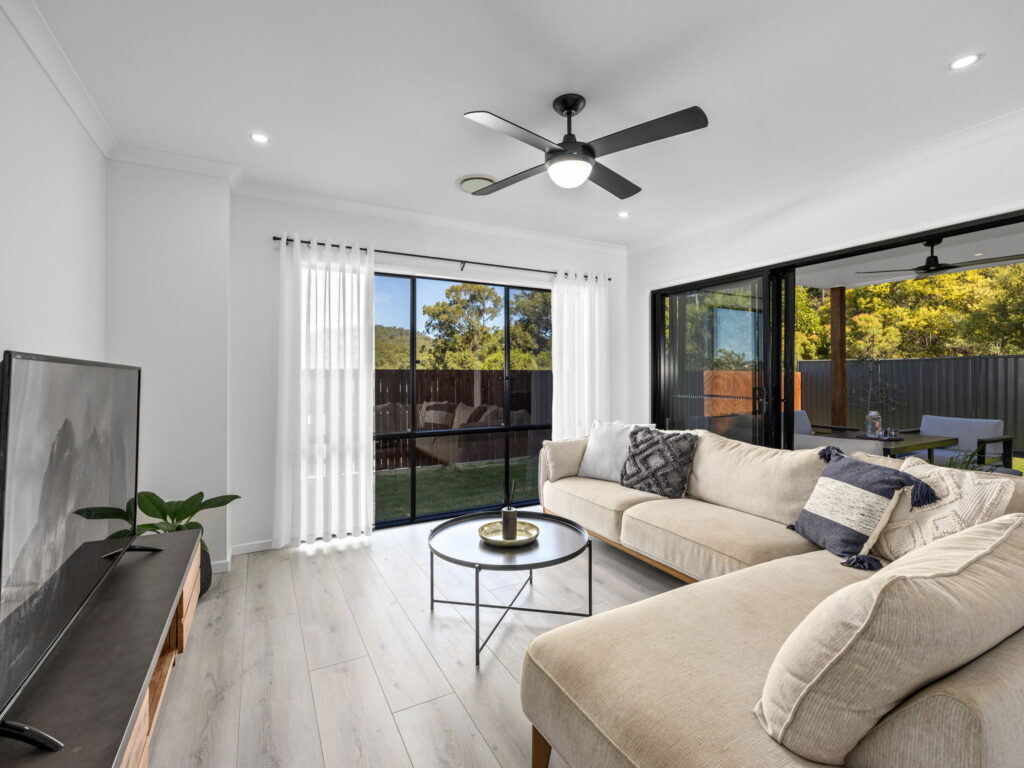 24 Islay Street, Spring Mountain, QLD 4300