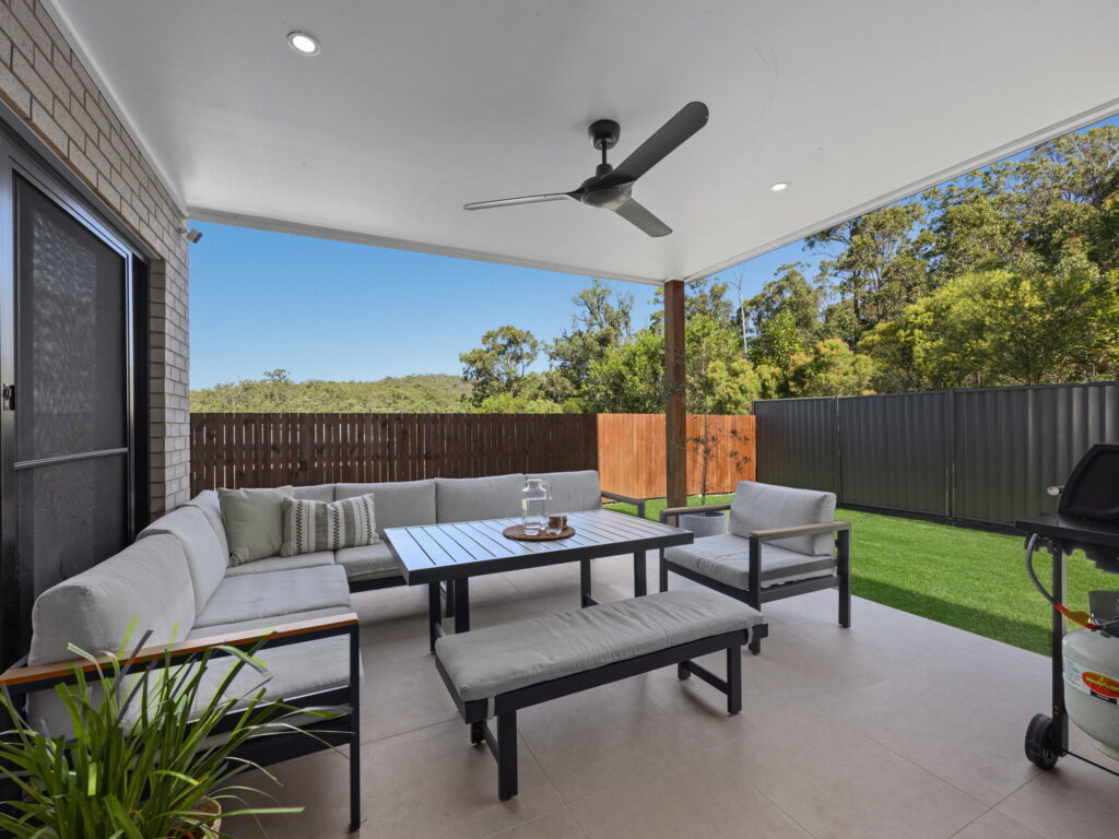 24 Islay Street, Spring Mountain, QLD 4300