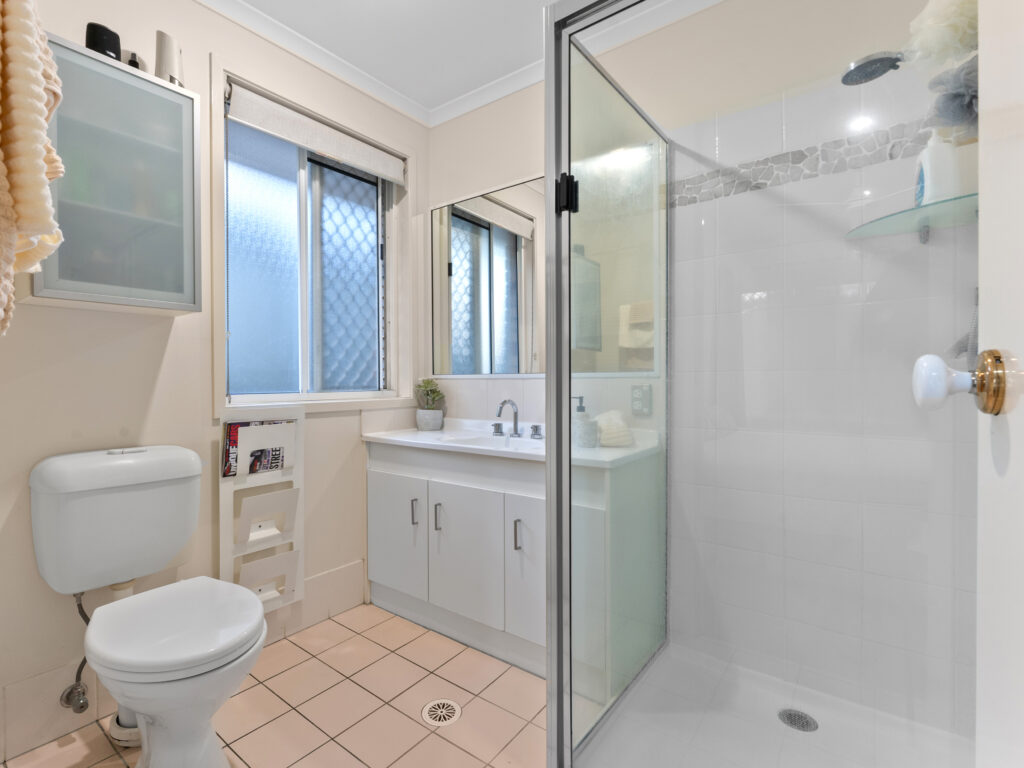 5 Montcliff Court, Springfield, QLD 4300