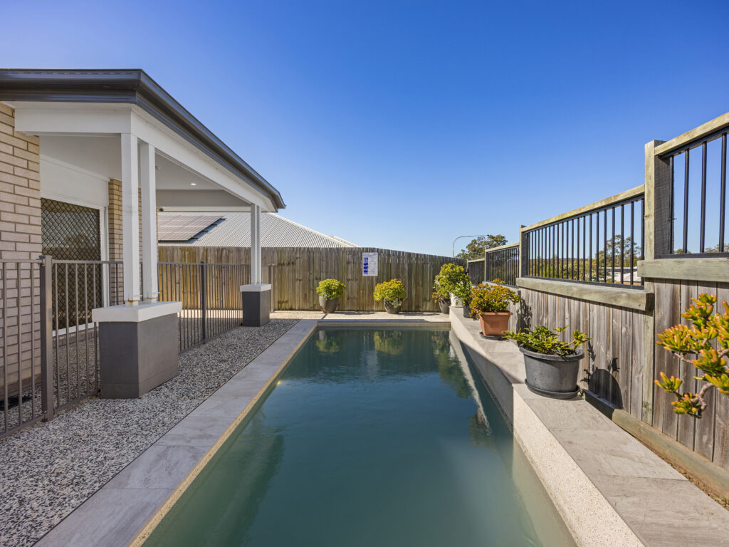 5 Woodward Place, Deebing Heights, QLD 4306
