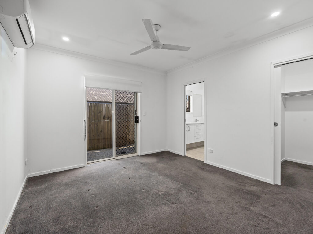 5 Woodward Place, Deebing Heights, QLD 4306