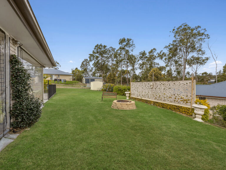 7 Perch Way, New Beith, QLD 4124