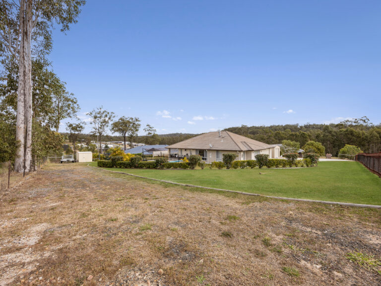 7 Perch Way, New Beith, QLD 4124