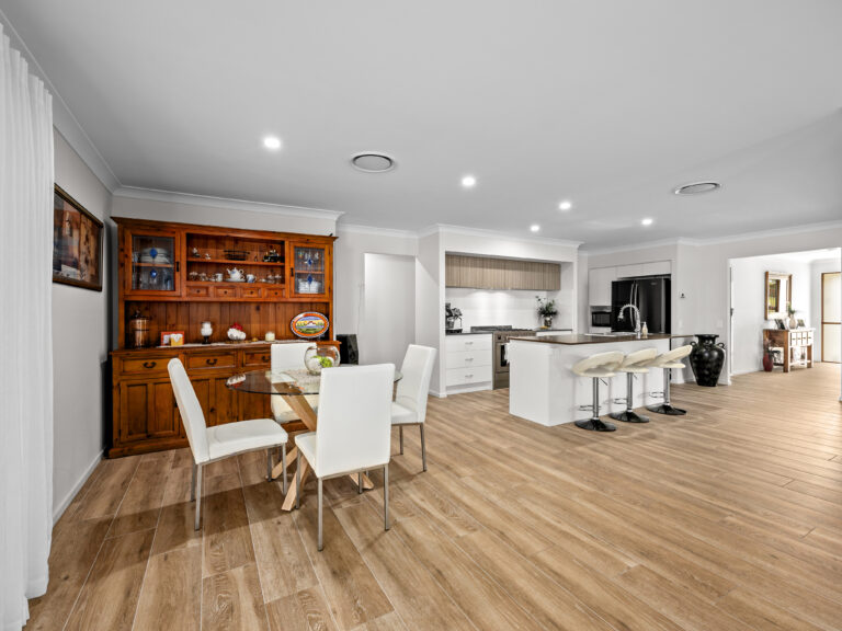 7 Perch Way, New Beith, QLD 4124